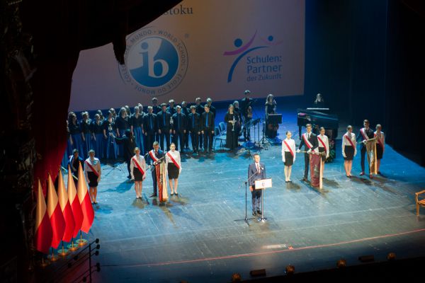 Odsłuchanie Hymnu Polski