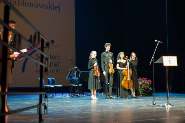 Uczniowie II LO, skrzypce